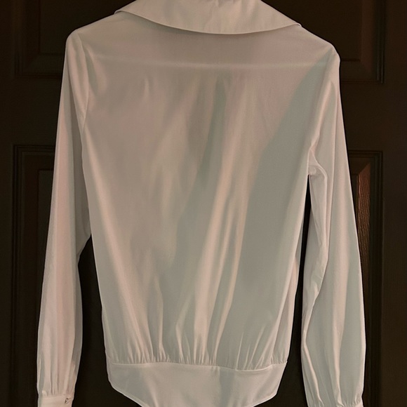 Women’s Guess White Bodysuit. - Picture 2 of 13